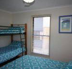 1 Naiad Court Lowset family home with swimming pool  covered deck. Pet friendly - Melbourne Tourism