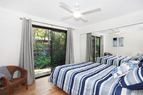 FABULOUS HOLIDAY HIDEAWAY COOLUM BEACH - Melbourne Tourism 3