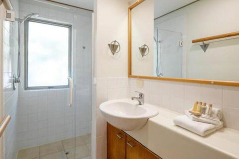 Claytons 9 - Melbourne Tourism 7