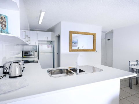 Ebbtide 2 On Main Beach! - Melbourne Tourism 2