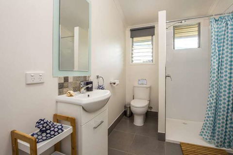 Sail Rock Apartment 1 - Melbourne Tourism 3