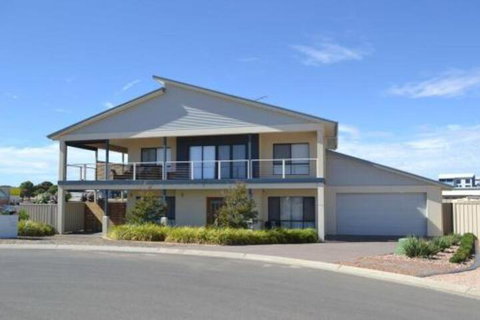 Gizmos Retreat - Melbourne Tourism 0