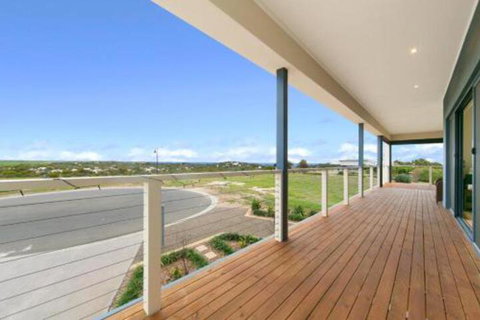 Gizmos Retreat - Melbourne Tourism 2