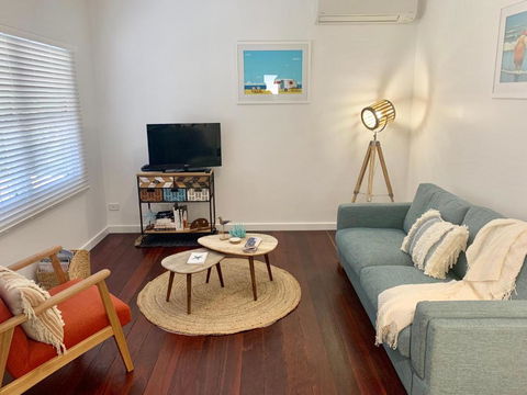 Yaringa Cottage...by The Sea - Melbourne Tourism 4