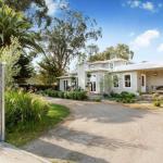 BARRIMA SOMERS BEACH - Melbourne Tourism 0