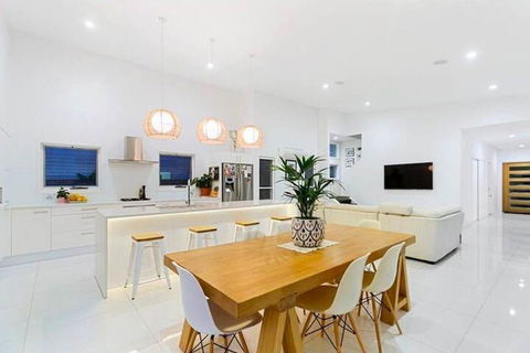 THE BEACH OASIS At 360 - Melbourne Tourism 3