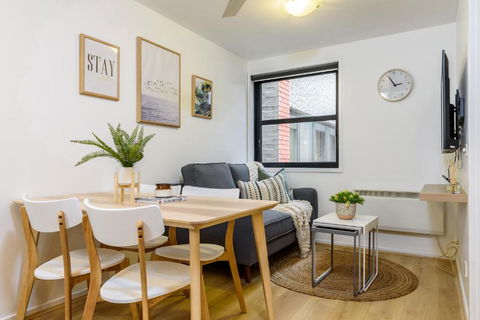 WOW Apartment On Flinders - Melbourne Tourism 6