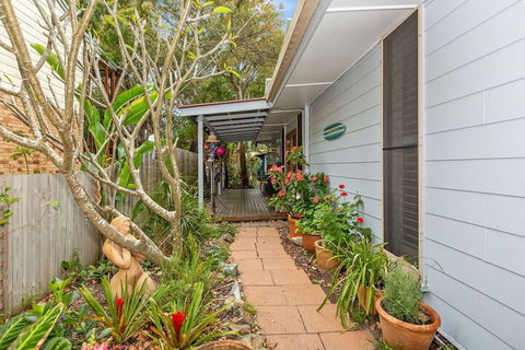 BEACH RETREAT - Melbourne Tourism 1