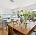 BANGALOW MORNINGTON - Melbourne Tourism