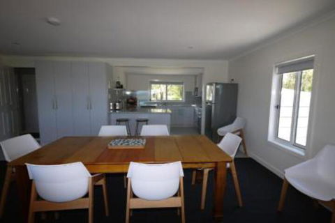 Umtali Beach House - Melbourne Tourism 7