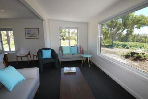 Umtali Beach House - Melbourne Tourism 6