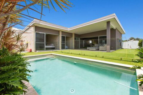 BEACHSIDE HAVEN - Melbourne Tourism 0