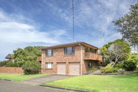 Deering 106 ULLADULLA - Melbourne Tourism 3