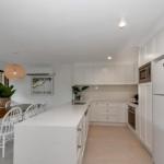 BEAUTIFULLY RENOVATED OCEANSIDE APARTMENT Lamer 9 - Melbourne Tourism 0
