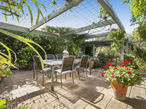 TUSCAN OASIS RYE - Melbourne Tourism 1
