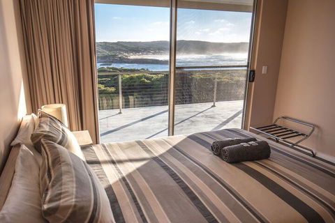 Hanson Bay Wildlife Sanctuary And Cabins - Melbourne Tourism 7