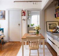Beautiful Lush  Green Oasis Studio Apartment - Melbourne Tourism