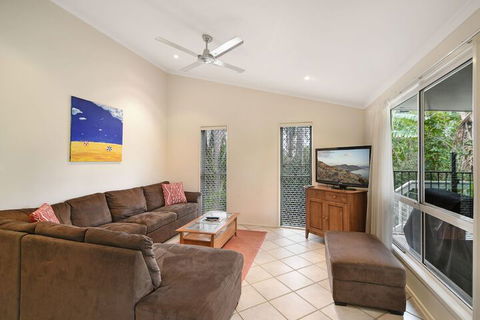 Beach Affair - 10 Callitris Crescent - Melbourne Tourism 3