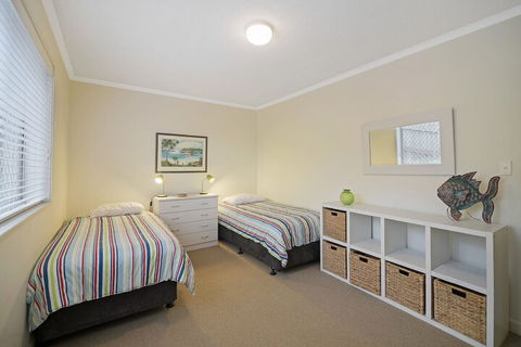 Kingsview - 1/54 Kingfisher Drive - Melbourne Tourism 4