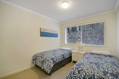 Kingsview - 1/54 Kingfisher Drive - Melbourne Tourism 7