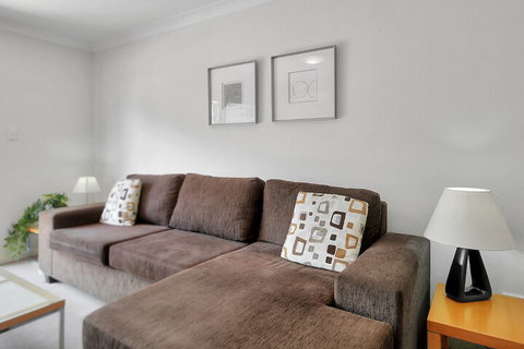 Airtrip Apartment On Russell St - Melbourne Tourism 4