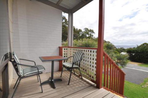 Ballymena Holiday Units - Melbourne Tourism 0