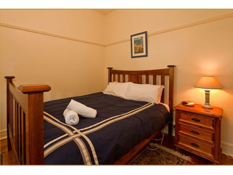 Fairholme Apartment - Melbourne Tourism 4
