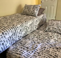 Escape to Strathfield for 8 guests - Melbourne Tourism