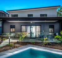 Tropicana Resort Clifton Beach - Melbourne Tourism