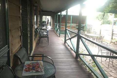 4 Bears Motel - Melbourne Tourism 3