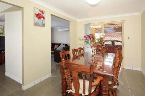 Kingfisher Pet Friendly 10 Mins To Hyams Beach - Melbourne Tourism 4