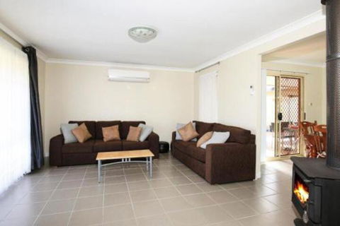 Kingfisher Pet Friendly 10 Mins To Hyams Beach - Melbourne Tourism 7