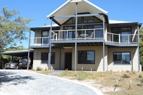 Jay's Beach House - Melbourne Tourism 6