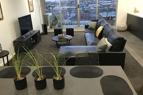 Sub Penthouse On Barkly Street - Melbourne Tourism 7