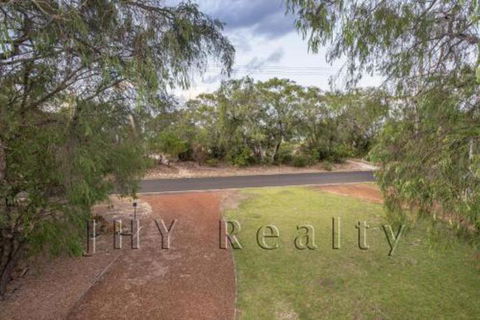 Coastal Cottage - Melbourne Tourism 5