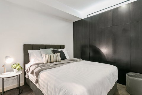 GRATTAN A Premier Location & Modern Space - Melbourne Tourism 2