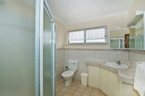 Unit 6 Middleton Mews - Melbourne Tourism 1