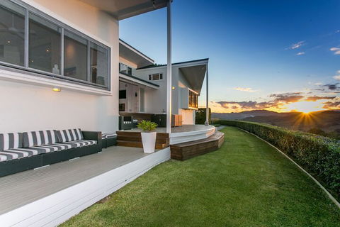 A PERFECT STAY - Byron's Brae - Melbourne Tourism 1