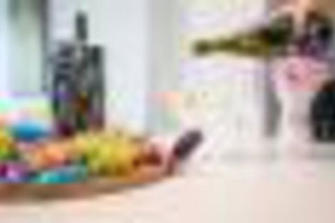 GUSTAVs THE KISS 2Bed Brisbane CBD Netflix - Melbourne Tourism 3