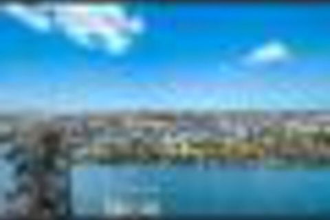 GUSTAVs THE KISS 2Bed Brisbane CBD Netflix - Melbourne Tourism 2