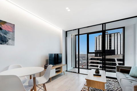 IFSuites (IFSTAYS) Light House Apartment - Melbourne Tourism 3