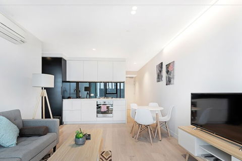 IFSuites (IFSTAYS) Light House Apartment - Melbourne Tourism 7