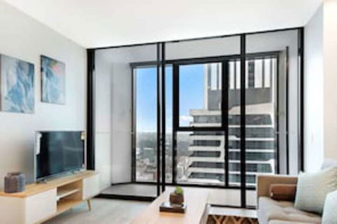 IFSuites (IFSTAYS) Light House Apartment - Melbourne Tourism 0