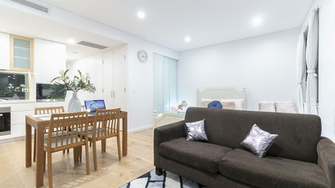 B06-darling Harbour Studio - Melbourne Tourism 1