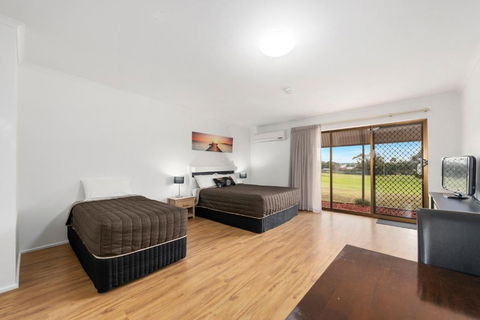 Barmera Country Club Motor Inn - Melbourne Tourism 4