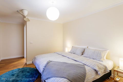 Stablebase - Melbourne Tourism 6