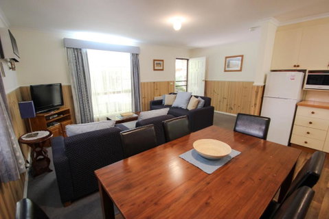 Amber Cottage - Melbourne Tourism 2