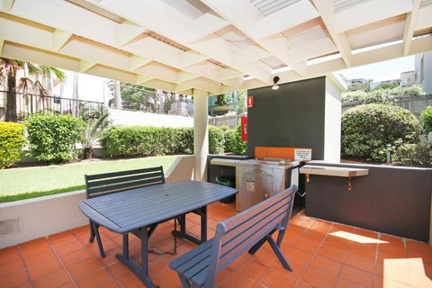 Unit 1 The Rocks 1746 David Low Coolum Beach 500 Bond - Melbourne Tourism 6