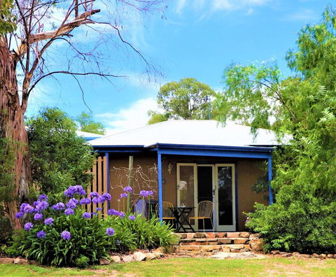 Rose Cottage - Melbourne Tourism 4