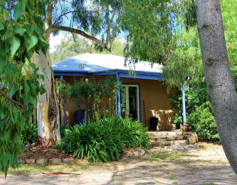 Rose Cottage - Melbourne Tourism 1